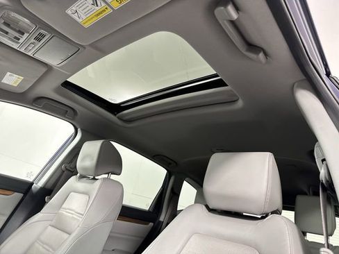 Used 2018 Honda CR-V Touring image 20