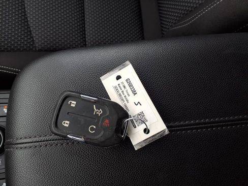 Certified 2023 GMC Terrain SLE w/ Driver Convenience Package image 12