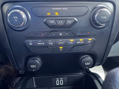 Used 2022 Ford Ranger XLT w/ Equipment Group 301A Mid image 23