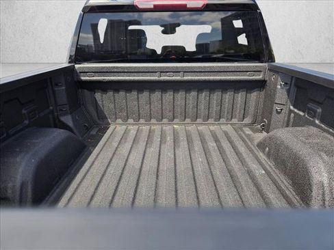 Used 2022 Chevrolet Silverado 1500 Custom RWD image 5