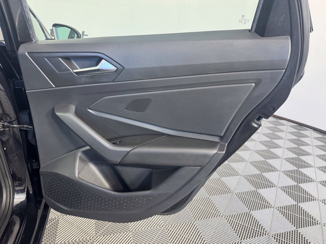 Used 2020 Volkswagen Jetta SEL FWD image 32