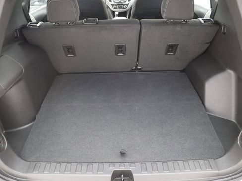 Used 2024 Chevrolet Equinox LS image 26