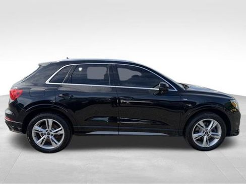 Used 2022 Audi Q3 2.0T Premium Plus AWD/4WD image 8