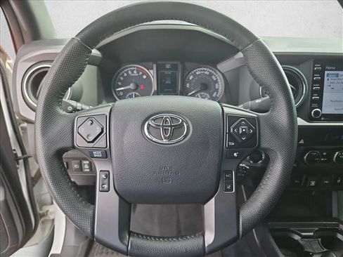 Certified 2021 Toyota Tacoma TRD Sport w/ Technology Package AWD/4WD image 12