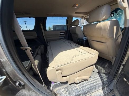 Used 2014 Toyota Sequoia Limited AWD/4WD image 9