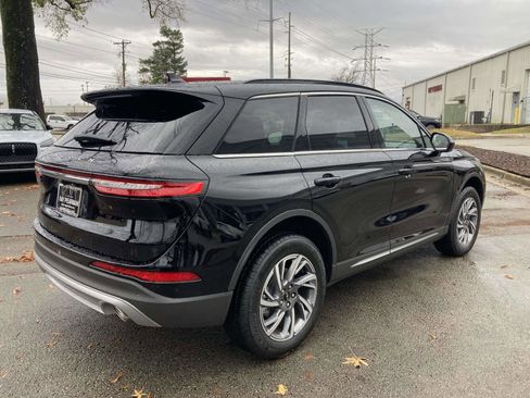 New 2026 Lincoln Corsair Premiere image 3