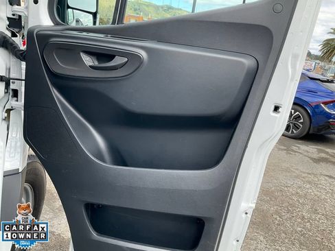 Used 2024 Mercedes-Benz Sprinter 2500 image 46