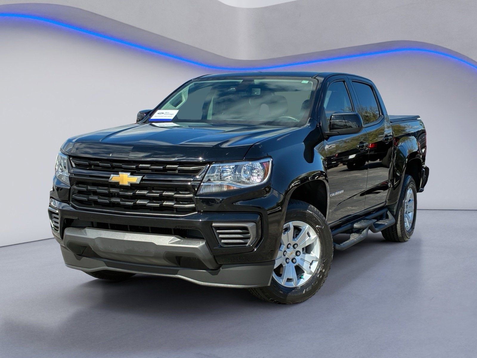 Used 2022 Chevrolet Colorado LT RWD image 2