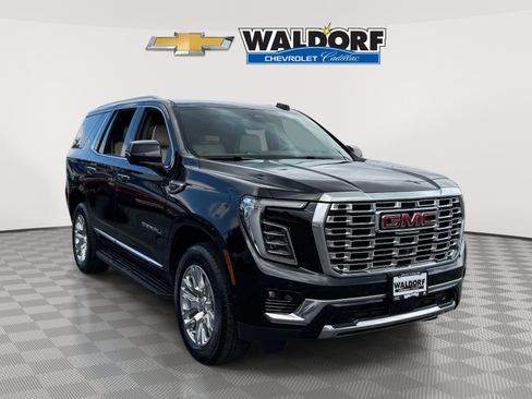 Used 2025 GMC Yukon Denali w/ Advanced Technology Package RWD image 1