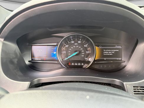Used 2016 Ford Explorer XLT w/ Equipment Group 202A AWD/4WD image 12