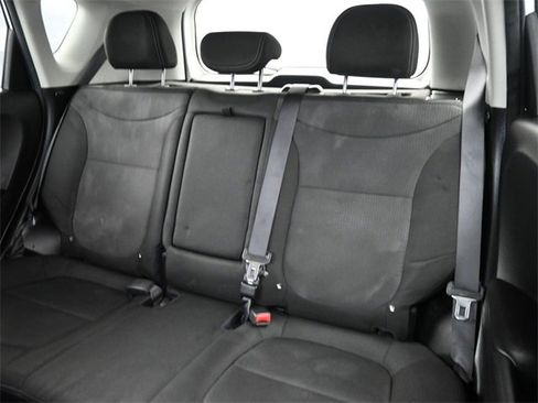 Used 2019 Kia Soul + image 12