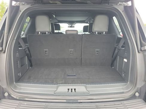 Used 2023 Ford Expedition Limited AWD/4WD image 42