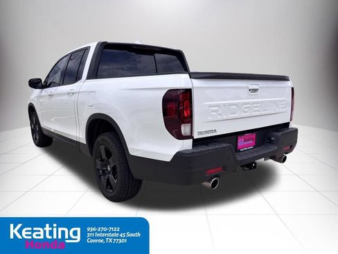 Used 2025 Honda Ridgeline Black Edition image 7