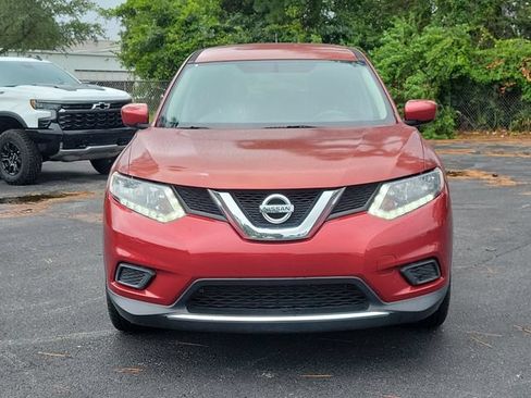 Used 2016 Nissan Rogue S FWD image 2