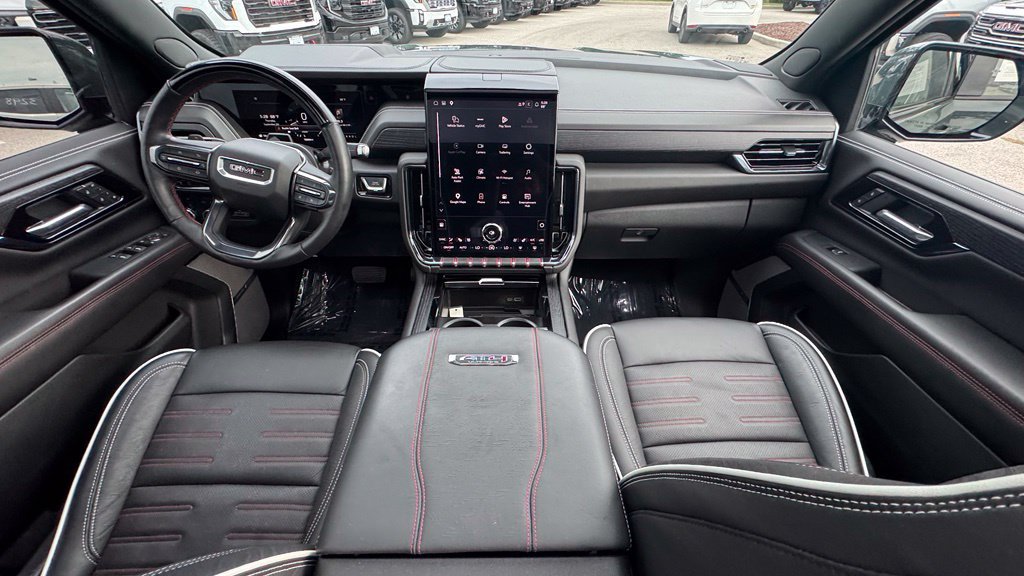 Used 2025 GMC Yukon XL AT4 Ultimate w/ LPO, Floor Liner Package AWD/4WD image 18