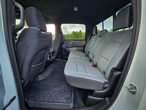 Used 2022 RAM 1500 Big Horn AWD/4WD image 35