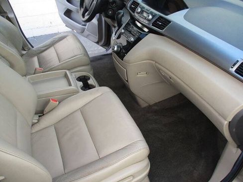 Used 2011 Honda Odyssey EX-L image 9
