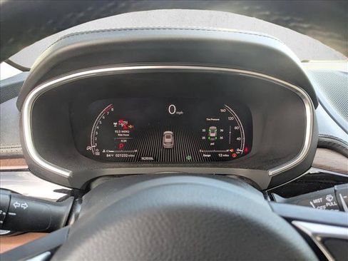 Used 2025 Acura MDX SH-AWD w/ Advance Package image 11