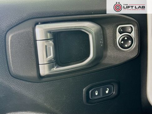 Used 2020 Jeep Wrangler Unlimited Sport S AWD/4WD image 18