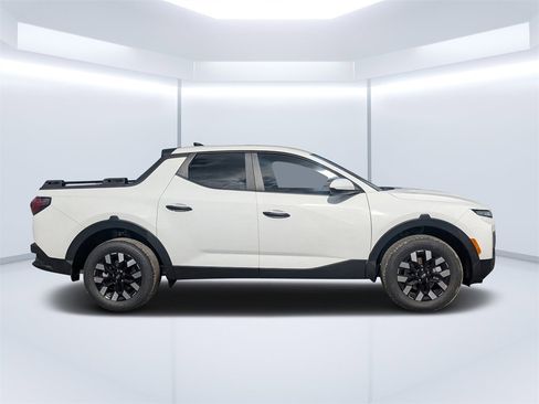 New 2026 Hyundai Santa Cruz SE image 2