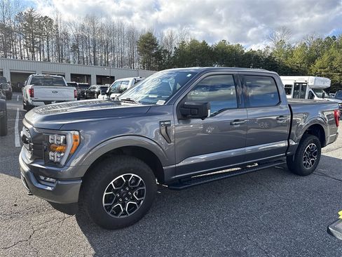 Used 2023 Ford F150 XLT w/ Equipment Group 302A High image 4