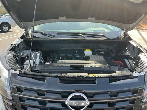 New 2026 Nissan Pathfinder Platinum image 18