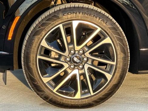 New 2026 Cadillac Optiq Sport 1 image 25