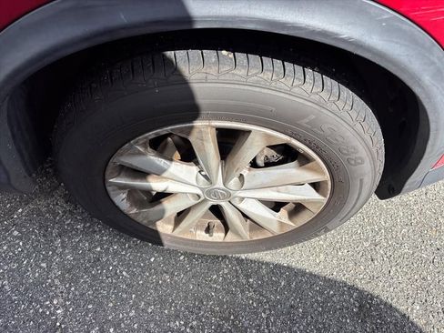 Used 2018 Nissan Rogue Sport SV w/ SV Technology Package image 12