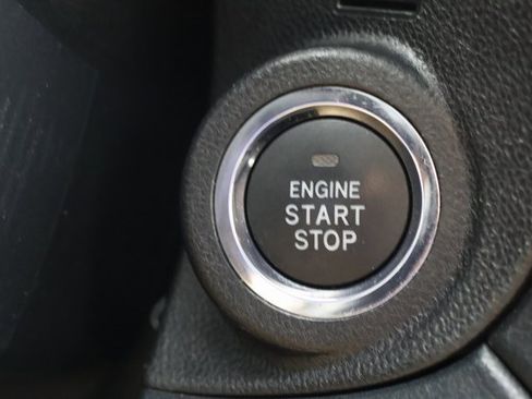 Used 2022 Subaru Outback Limited image 16