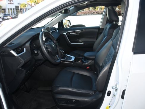 Certified 2023 Toyota RAV4 XLE Premium image 8