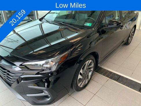 Used 2025 Subaru Legacy Limited AWD/4WD image 2