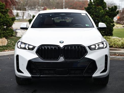 New 2026 BMW X6 xDrive40i w/ Climate Comfort Package image 13