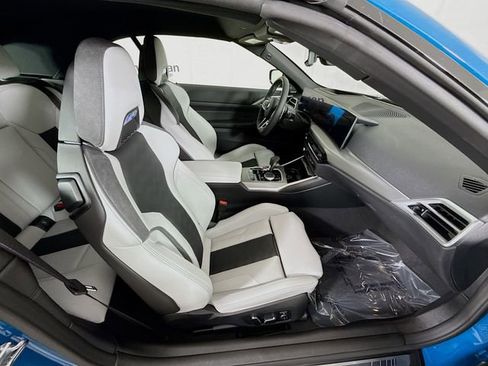 New 2025 BMW M4 xDrive Competition image 26