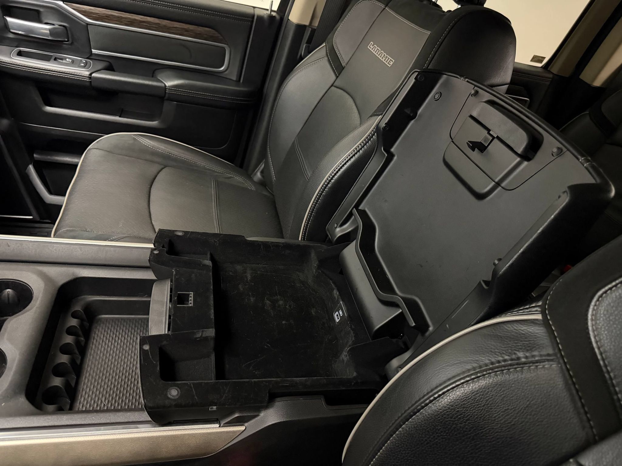 Used 2020 RAM 2500 Laramie AWD/4WD image 33