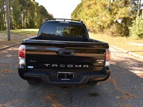 Used 2023 Toyota Tacoma TRD Sport image 4