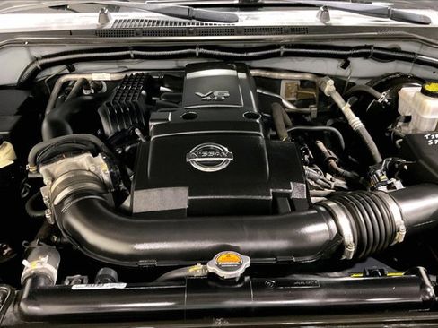 Used 2019 Nissan Frontier SL image 10