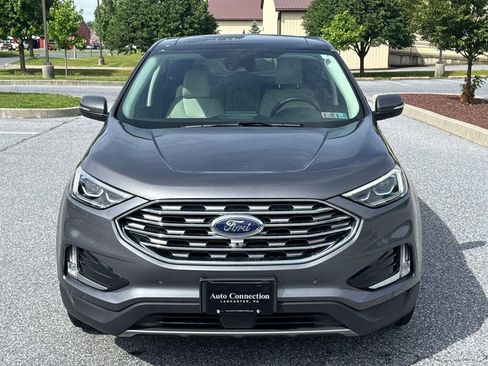 Used 2022 Ford Edge Titanium w/ Equipment Group 301A AWD/4WD image 2