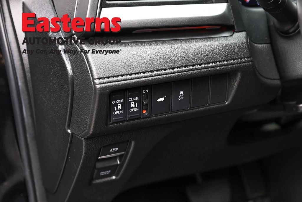 Used 2025 Honda Odyssey Sport-L image 23