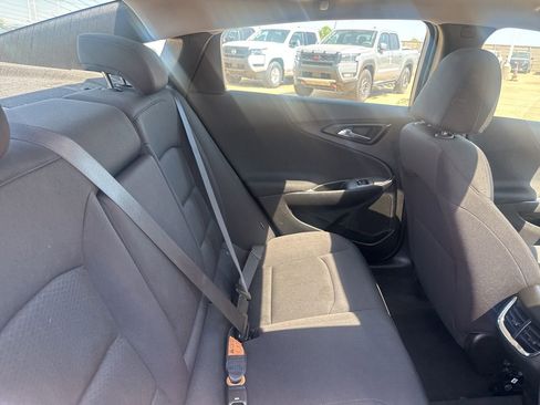 Used 2024 Chevrolet Malibu LT image 29