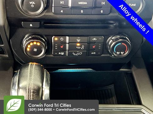 Used 2017 Ford F150 XLT w/ Equipment Group 302A Luxury AWD/4WD image 8
