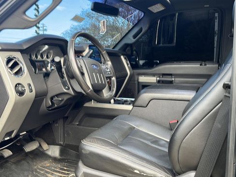 Used 2016 Ford F250 Lariat w/ Lariat Ultimate Package image 11