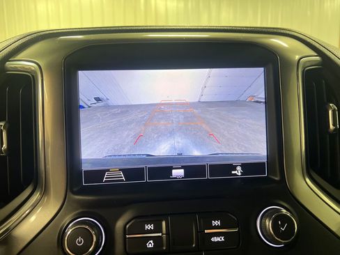 Certified 2020 Chevrolet Silverado 1500 RST image 24