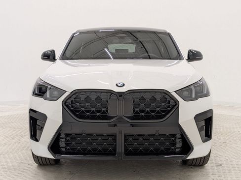 New 2026 BMW X2 xDrive28i w/ M Sport Package AWD/4WD image 6