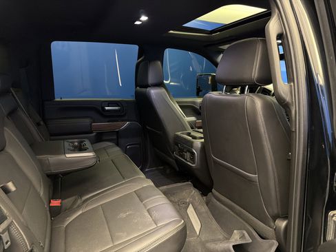 Used 2021 Chevrolet Silverado 2500 High Country w/ Technology Package AWD/4WD image 28