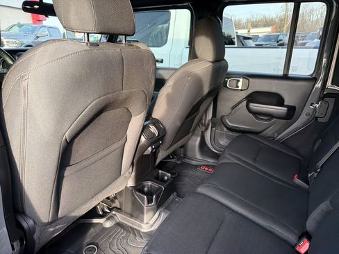 Certified 2021 Jeep Wrangler Unlimited Sport image 13