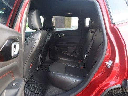 Used 2025 Jeep Compass Trailhawk AWD/4WD image 20