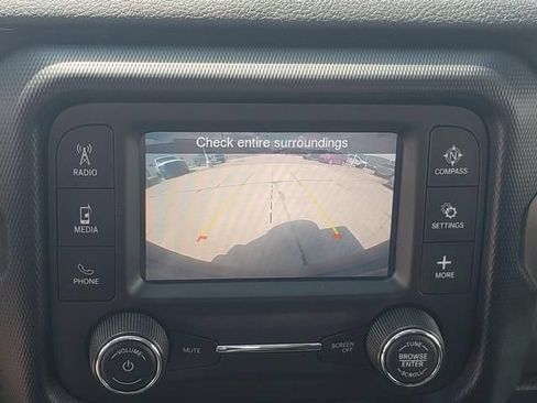 Used 2020 Jeep Wrangler Sport AWD/4WD image 17