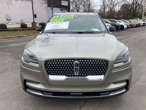 Used 2023 Lincoln Aviator Reserve w/ Equipment Group 201A image 12