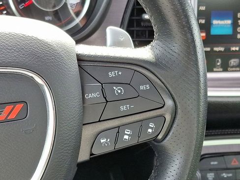 Used 2015 Dodge Challenger R/T Scat Pack w/ Technology Group image 23