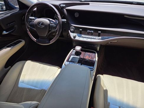 Used 2018 Lexus LS 500 AWD w/ Luxury Package image 39
